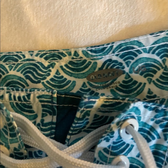 NWOT Old Navy Mens L Swim Trunks Board Shorts - 9” inseam - Picture 3 of 7